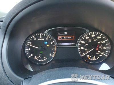 Zdjęcie 9 z 12 samochodu: 2017 NISSAN ALTIMA 2.5 VIN:1N4AL3AP1HN359743 - miniatura