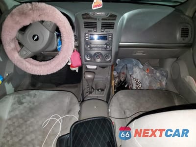 Zdjęcie 8 z 12 samochodu: 2005 CHEVROLET MALIBU MAXX LS VIN:1G1ZT64835F143488 - miniatura