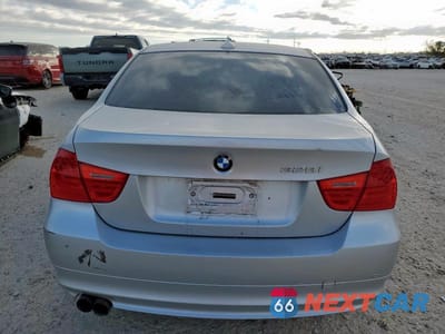 Zdjęcie 6 z 12 samochodu: 2009 BMW 328 I VIN:WBAPH73589A172188 - miniatura