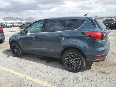 Drugie zdjęcie samochodu z przodu: 2019 FORD ESCAPE SE VIN:1FMCU0GDXKUA35887 - miniatura