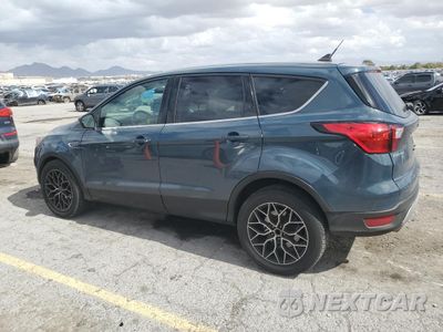 Drugie zdjęcie samochodu z przodu: 2019 FORD ESCAPE SE VIN:1FMCU0GDXKUA35887 - miniatura