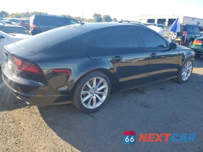 Trzecie zdjęcie samochodu z tyłu: 2016 AUDI A7 PRESTIGE VIN:WAU2GAFC6GN110542 - miniatura