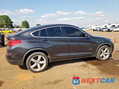 Trzecie zdjęcie samochodu z tyłu: 2016 BMW X4 XDRIVE28I VIN:5UXXW3C50G0R19348 - miniatura