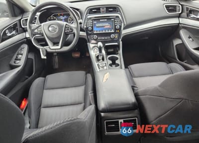 Zdjęcie 8 z 13 samochodu: 2017 NISSAN MAXIMA 3.5S VIN:1N4AA6AP3HC365319 - miniatura