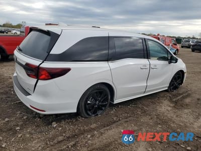 Trzecie zdjęcie samochodu z tyłu: 2024 HONDA ODYSSEY SPORT VIN:5FNRL6H74RB075088 - miniatura