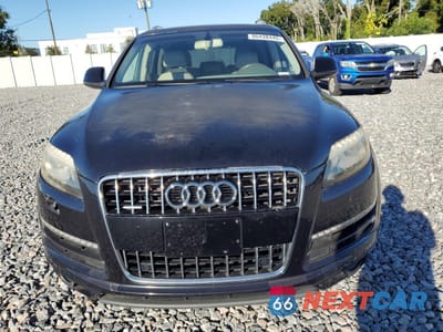 Piąte zdjęcie samochodu w środku: 2013 AUDI Q7 PREMIUM PLUS VIN:WA1LGAFE8DD016151 - miniatura