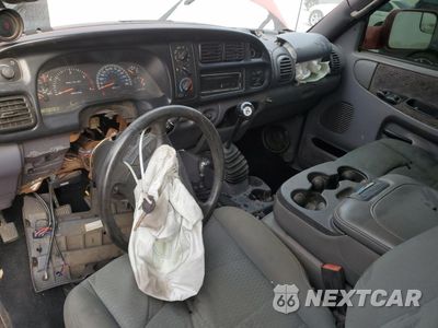 Zdjęcie 8 z 14 samochodu: 1998 DODGE RAM 2500 VIN:3B7KF26D1WM235672 - miniatura