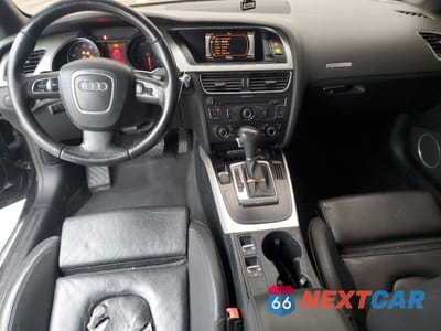 Zdjęcie 8 z 12 samochodu: 2010 AUDI A5 PREMIUM PLUS VIN:WAULFAFH6AN022858 - miniatura