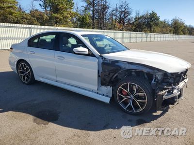 Czwarte zdjęcie samochodu z boku: 2023 BMW 540 XI VIN:WBA73BJ0XPWY12913 - miniatura
