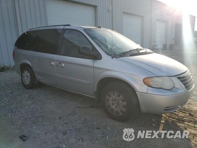 Czwarte zdjęcie samochodu z boku: 2005 CHRYSLER TOWN & COUNTRY LX VIN:2C4GP44R45R591974 - miniatura