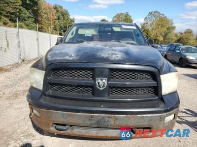 Piąte zdjęcie samochodu w środku: 2010 DODGE RAM 1500 VIN:1D7RV1CT0AS105914 - miniatura