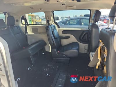 Zdjęcie 11 z 13 samochodu: 2014 CHRYSLER TOWN & COUNTRY TOURING VIN:2C4RC1BG2ER255924 - miniatura