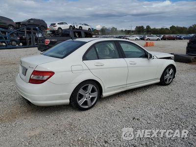 Trzecie zdjęcie samochodu z tyłu: 2011 MERCEDES-BENZ C 300 4MATIC VIN:WDDGF8BB4BR187208 - miniatura