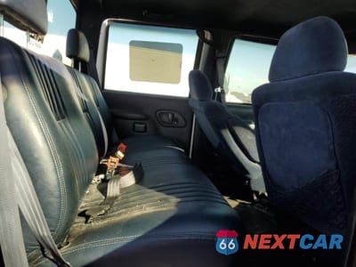 Zdjęcie 10 z 14 samochodu: 1999 CHEVROLET GMT-400 C3500 VIN:1GCHC33R9XF097437 - miniatura