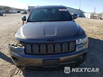 Piąte zdjęcie samochodu w środku: 2017 JEEP GRAND CHEROKEE LAREDO VIN:1C4RJFAG9HC946708 - miniatura