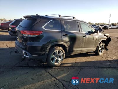 Trzecie zdjęcie samochodu z tyłu: 2017 TOYOTA HIGHLANDER HYBRID LIMITED VIN:5TDDGRFH8HS027163 - miniatura