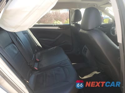 Zdjęcie 10 z 15 samochodu: 2013 VOLKSWAGEN PASSAT SE VIN:1VWBP7A33DC120737 - miniatura