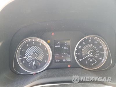 Zdjęcie 9 z 13 samochodu: 2019 HYUNDAI ELANTRA SE VIN:5NPD74LFXKH440558 - miniatura