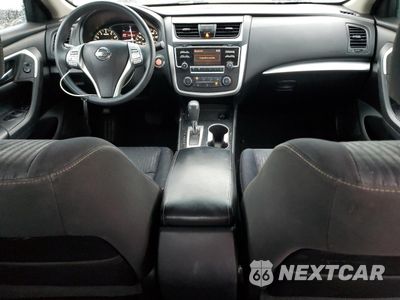 Zdjęcie 8 z 12 samochodu: 2016 NISSAN ALTIMA 2.5 VIN:1N4AL3AP8GC285814 - miniatura