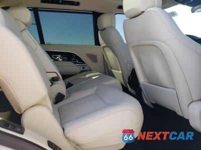 Zdjęcie 11 z 16 samochodu: 2025 LAND ROVER RANGE ROVER SE VIN:SALKPBE9XSA307009 - miniatura