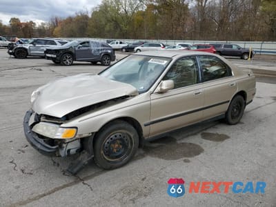 1995 HONDA ACCORD LX 1HGCD5535SA102488 - główne zdjęcie licytacji z USA - miniatura