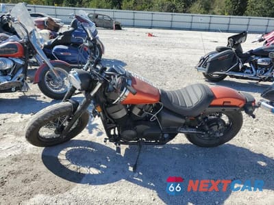 Trzecie zdjęcie samochodu z tyłu: 2024 HONDA VT750 C2B VIN:JH2RC53E9RK000042 - miniatura
