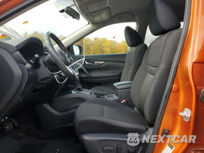 Zdjęcie 7 z 13 samochodu: 2017 NISSAN ROGUE SV VIN:5N1AT2MVXHC739315 - miniatura