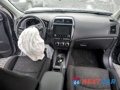 Zdjęcie 8 z 13 samochodu: 2020 MITSUBISHI RVR ES VIN:JA4AJ3AUXLU602142 - miniatura