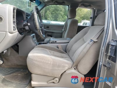 Zdjęcie 7 z 12 samochodu: 2000 CHEVROLET SILVERADO K1500 VIN:2GCEK19T2Y1297193 - miniatura