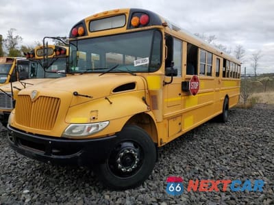 Drugie zdjęcie samochodu z przodu: 2005 THOMAS SAF-T-LINER C2 - SCHOOL BUS VIN:4UZAAXCS15CU88075 - miniatura