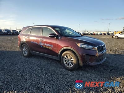 Czwarte zdjęcie samochodu z boku: 2019 KIA SORENTO L VIN:5XYPG4A3XKG561152 - miniatura