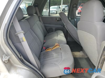 Zdjęcie 10 z 14 samochodu: 2004 CHEVROLET BLAZER VIN:1GNDT13X44K159774 - miniatura