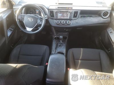 Zdjęcie 8 z 16 samochodu: 2017 TOYOTA RAV4 LE VIN:JTMZFREV9HJ143808 - miniatura