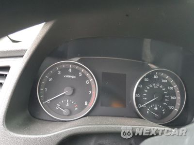 Zdjęcie 9 z 15 samochodu: 2017 HYUNDAI ELANTRA SE VIN:5NPD74LF4HH126977 - miniatura