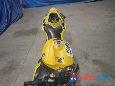 Piąte zdjęcie samochodu w środku: 2006 YAMAHA YZFR1 VIN:JYARN15N26A000096 - miniatura