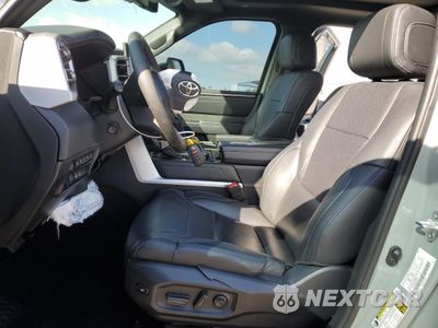 Zdjęcie 7 z 13 samochodu: 2024 TOYOTA TUNDRA CREWMAX PLATINUM VIN:5TFNC5DB4RX069123 - miniatura