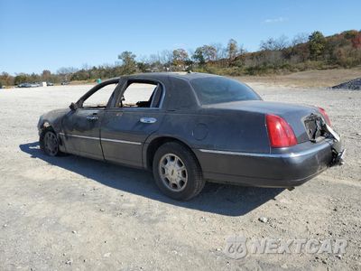 Drugie zdjęcie samochodu z przodu: 2002 LINCOLN TOWN CAR SIGNATURE VIN:1LNHM82W92Y662036 - miniatura