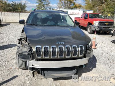 Piąte zdjęcie samochodu w środku: 2015 JEEP CHEROKEE SPORT VIN:1C4PJLAB4FW632325 - miniatura