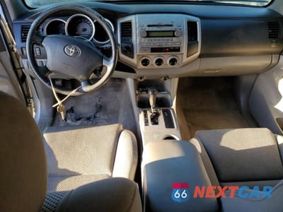 Zdjęcie 8 z 13 samochodu: 2007 TOYOTA TACOMA V6 VIN:3TMLU42N47M011379 - miniatura