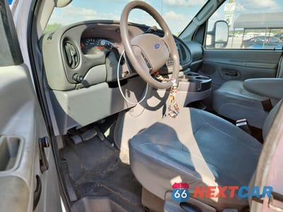 Zdjęcie 8 z 14 samochodu: 2007 FORD ECONOLINE E150 VAN VIN:1FTNE14W27DA86300 - miniatura