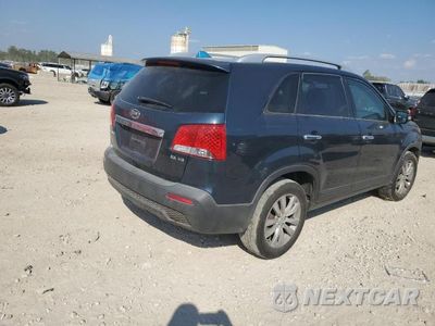 Trzecie zdjęcie samochodu z tyłu: 2011 KIA SORENTO EX VIN:5XYKU4A23BG004853 - miniatura