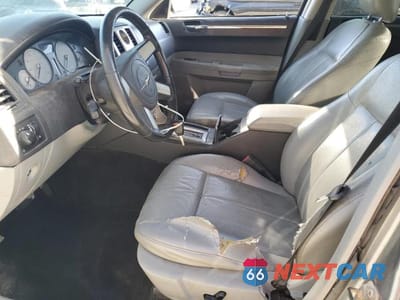 Zdjęcie 7 z 11 samochodu: 2006 CHRYSLER 300 TOURING VIN:2C3KA53G46H446074 - miniatura