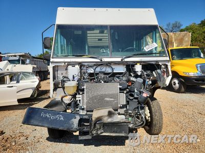 Piąte zdjęcie samochodu w środku: 2023 FORD F59 VIN:1F64F5KN3P0A06152 - miniatura