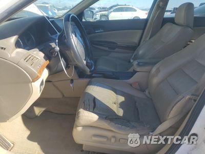Zdjęcie 7 z 12 samochodu: 2010 HONDA ACCORD EXL VIN:1HGCP3F87AA016880 - miniatura