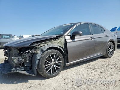 2022 TOYOTA CAMRY SE 4T1G11AK1NU659959 - główne zdjęcie licytacji z USA - miniatura