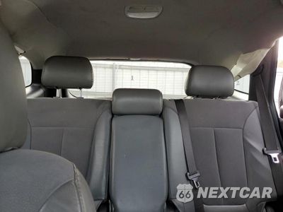 Zdjęcie 10 z 13 samochodu: 2010 HYUNDAI SANTA FE SE VIN:5NMSHDAGXAH387260 - miniatura