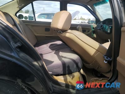 Zdjęcie 10 z 12 samochodu: 1994 BMW 325 I VIN:WBACB3325RFE19235 - miniatura