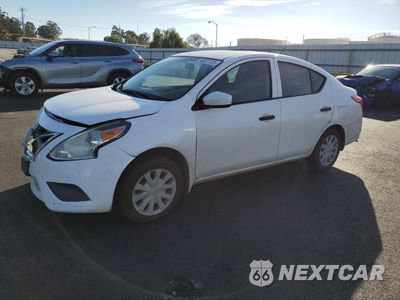 2017 NISSAN VERSA S 3N1CN7AP3HL820965 - główne zdjęcie licytacji z USA - miniatura