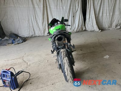 Czwarte zdjęcie samochodu z boku: 2008 KAWASAKI ZX600 P VIN:JKAZX4P168A035344 - miniatura