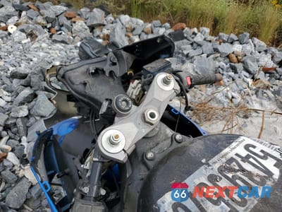 Zdjęcie 7 z 8 samochodu: 2006 KAWASAKI ZX1000 D6F VIN:JKAZXCD116A017331 - miniatura